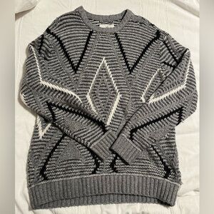 Hollister Men's Black and White Patterned Crewneck Sweater